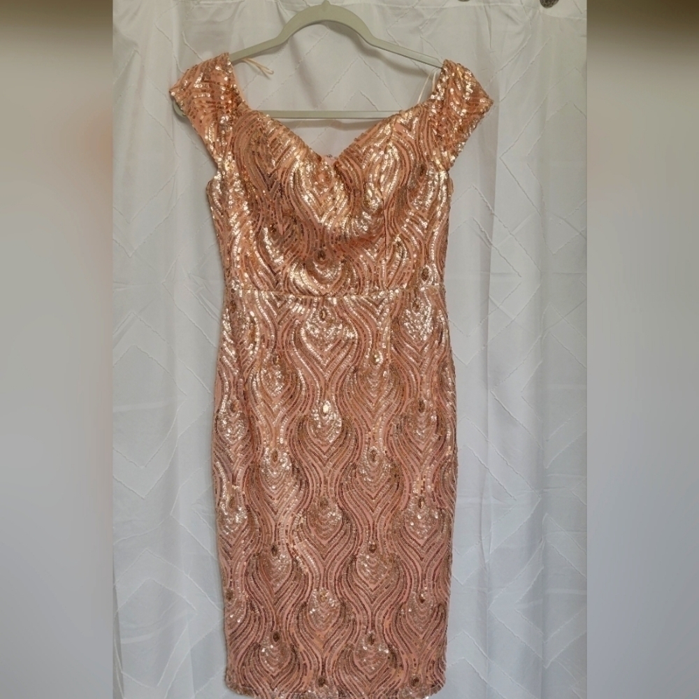 Xtaren sequin midi dress Size M